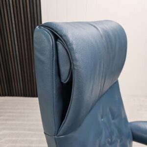 Stressless® Metro Cross lenestol med krakk - Bilde 6