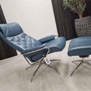 Stressless® Metro Cross lenestol med krakk - Bilde 3