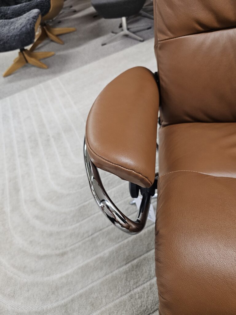 Stressless® Tokyo Star lenestol med krakk
