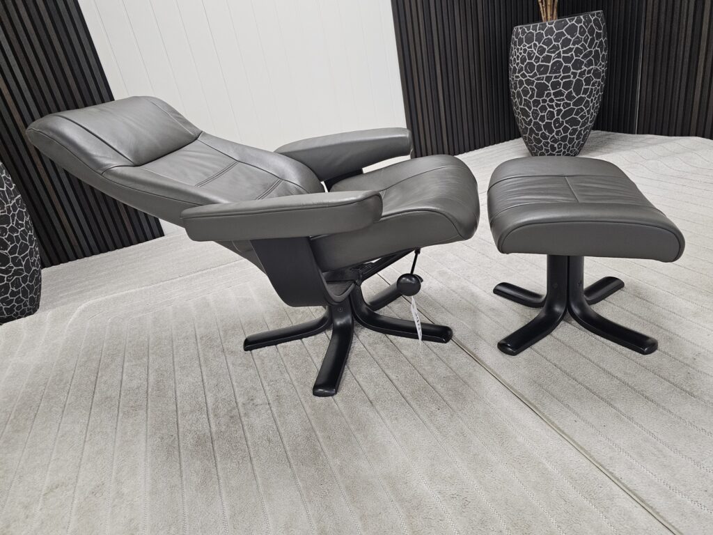 IMG Nordic lenestol med krakk