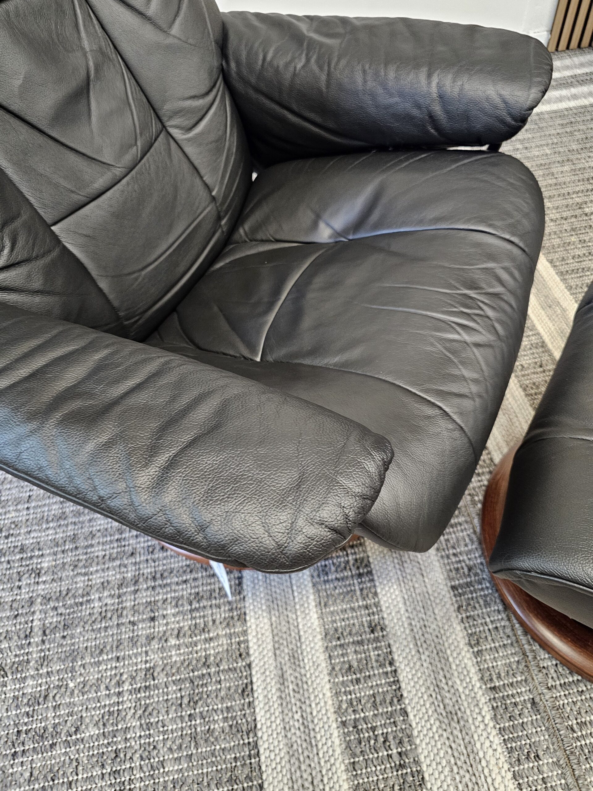 Stressless® Mayfair lenestol med krakk - Bilde 17