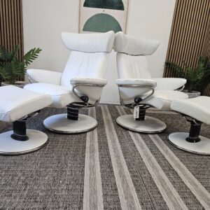 2 stk. Stressless® Blues lenestoler med krakker - Bilde 3
