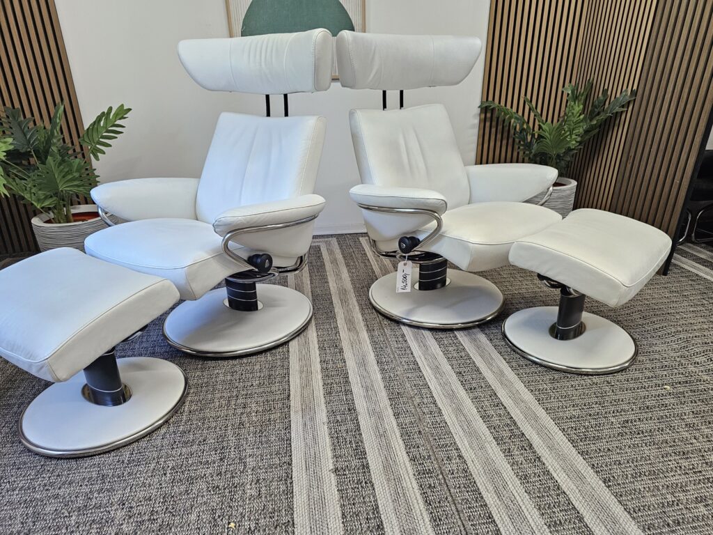 2 stk. Stressless® Blues lenestoler med krakker