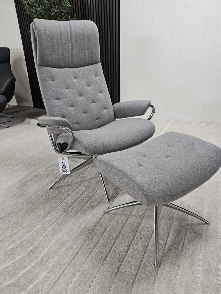 Stressless® Metro lenestol med krakk
