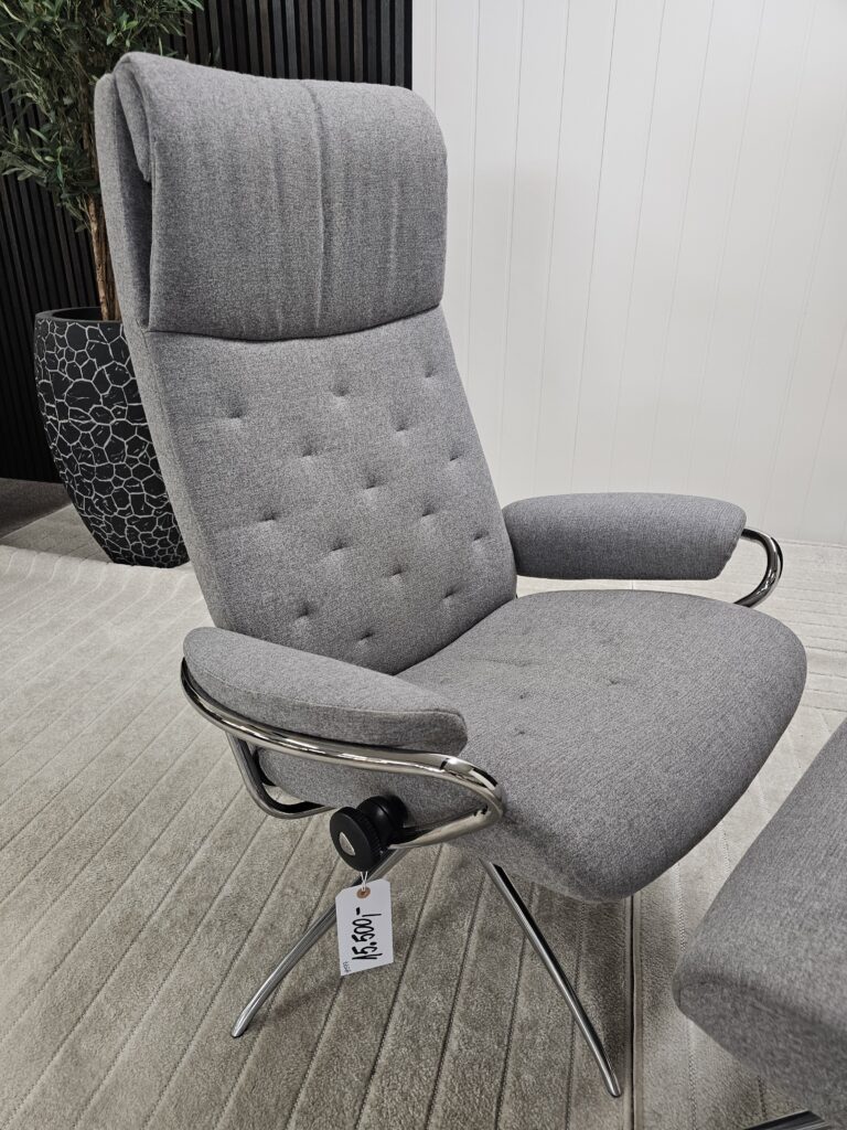 Stressless® Metro lenestol med krakk