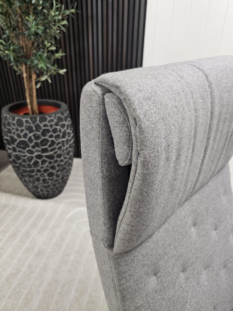 Stressless® Metro lenestol med krakk