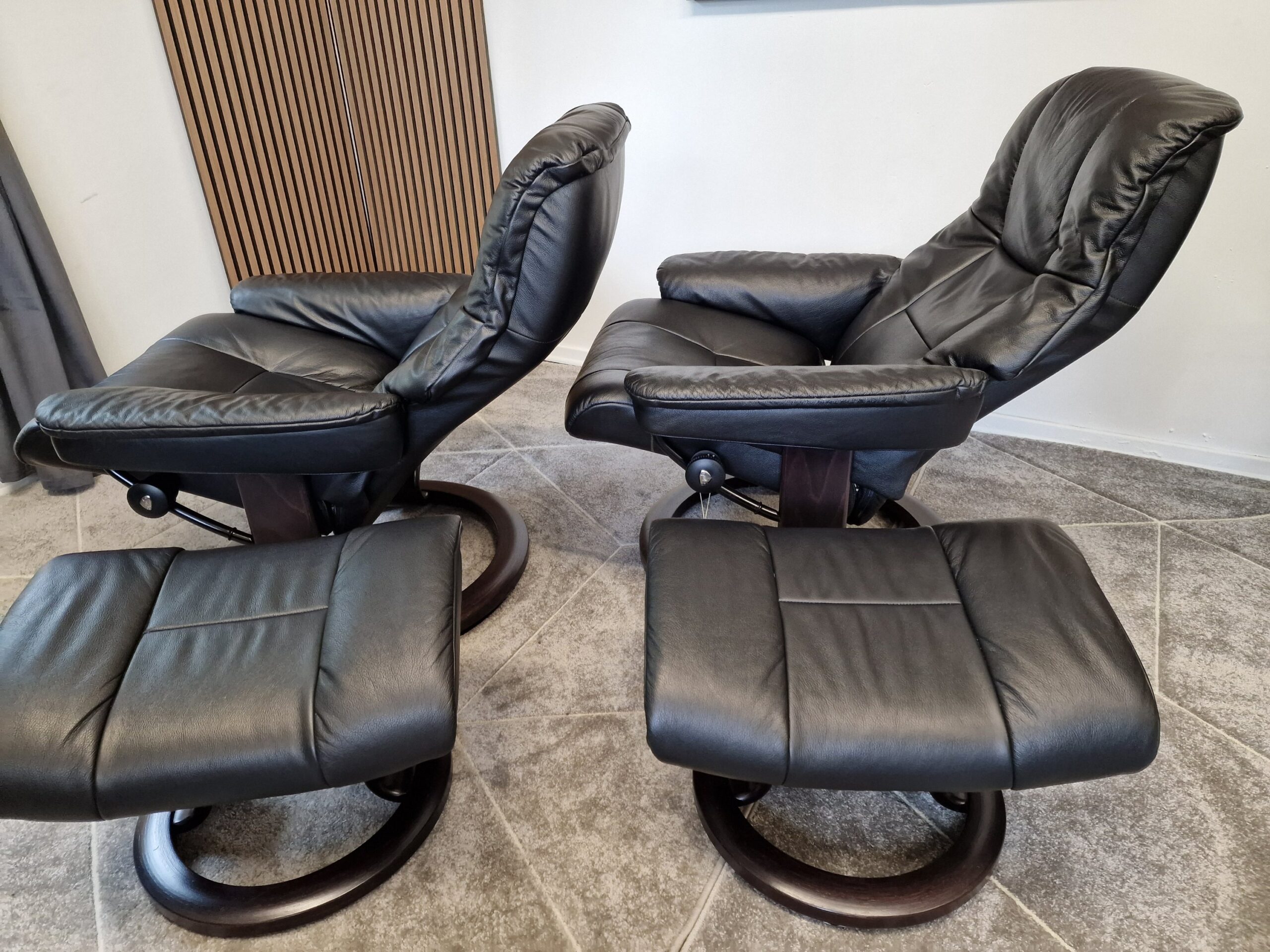 2 stk Stressless Mayfair lenestoler med krakk-SOLGT - Bilde 5