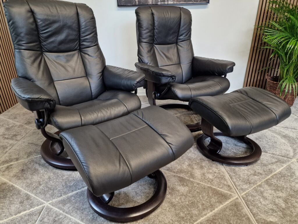 2 stk Stressless Mayfair lenestoler med krakk-SOLGT