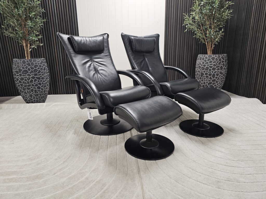 2 stk. Brunstad Delta Swing lenestoler med krakk