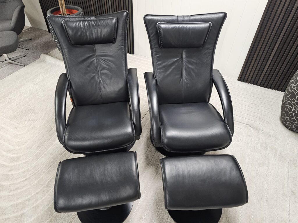 2 stk. Brunstad Delta Swing lenestoler med krakk