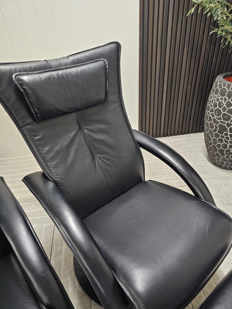 2 stk. Brunstad Delta Swing lenestoler med krakk
