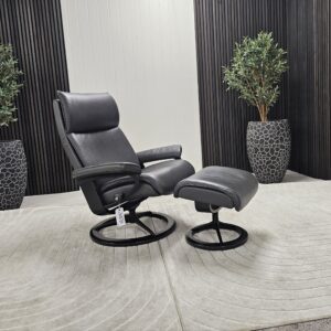 Stressless® Aura Signature lenestol med krakk - Bilde 9