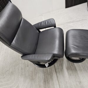 Stressless® Aura Signature lenestol med krakk - Bilde 10