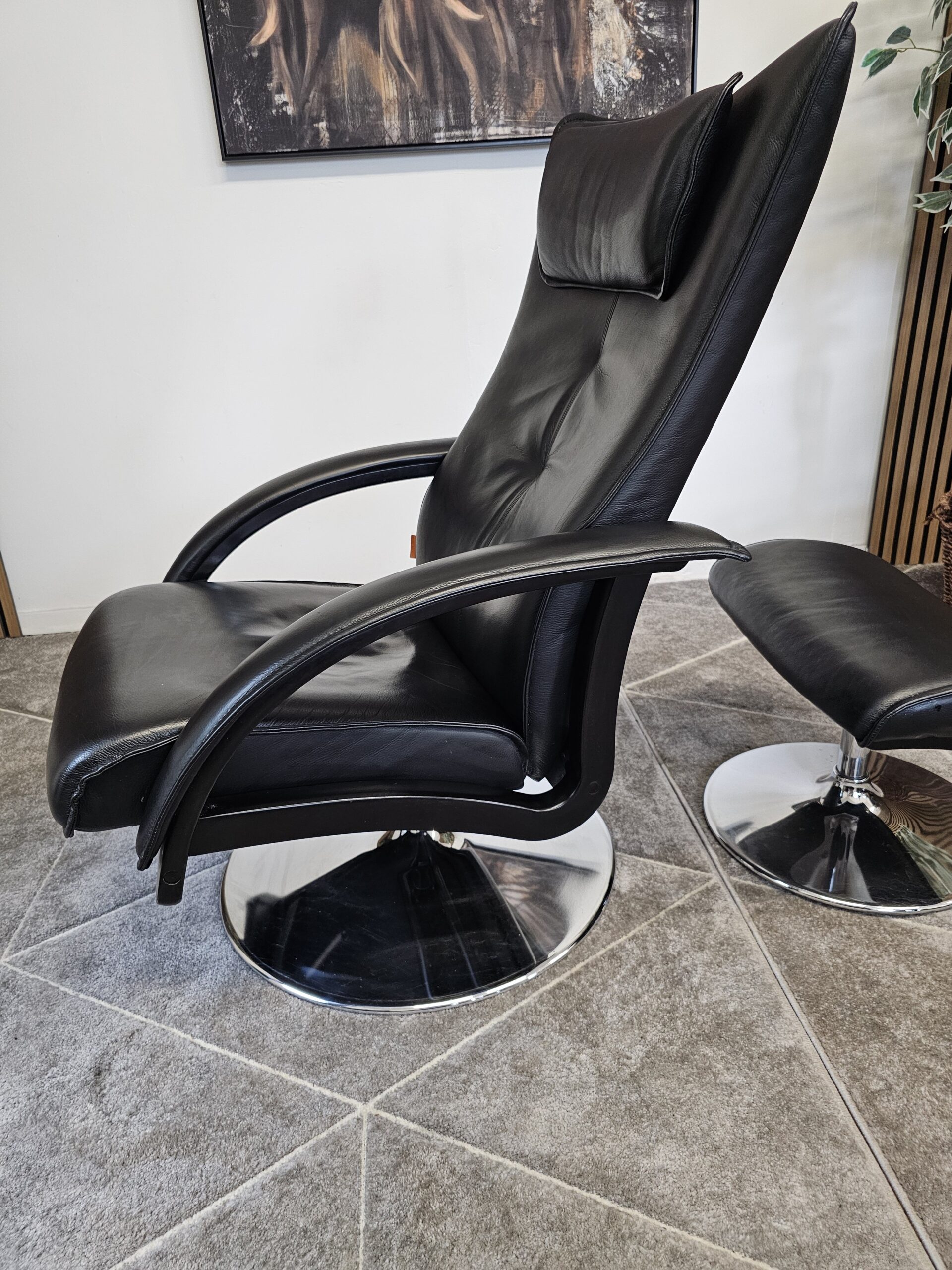 Brunstad Delta Motion lenestol med krakk - Bilde 10