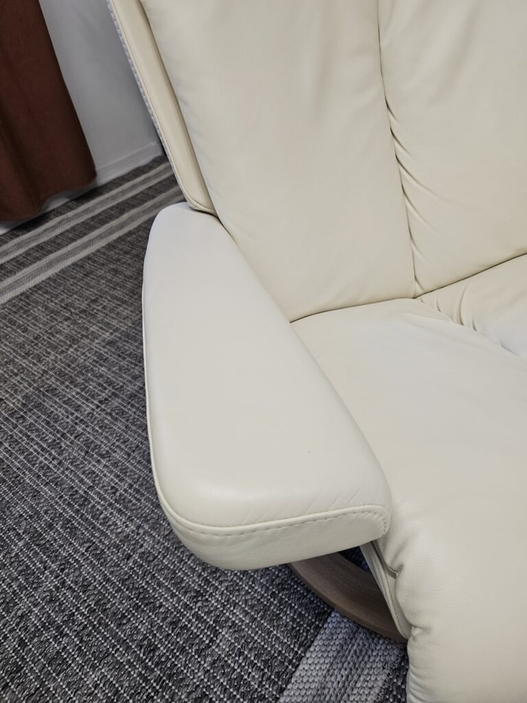 Stressless® Magic lenestol med krakk