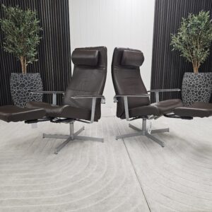2 stk. Kebe lenestoler med integrert fothviler - Bilde 9