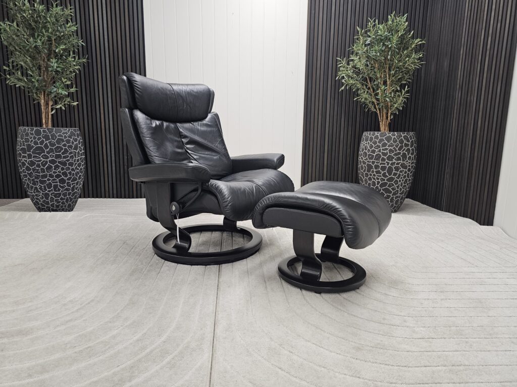 Stressless® Magic Large lenestol med krakk
