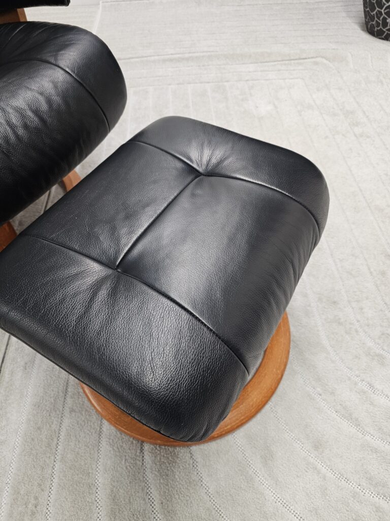 Hjellegjerde lenestol med krakk