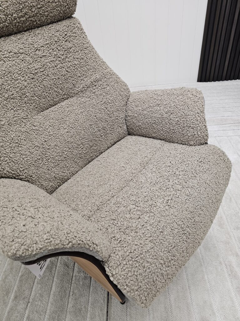 Conform Air lenestol i fåreskinn