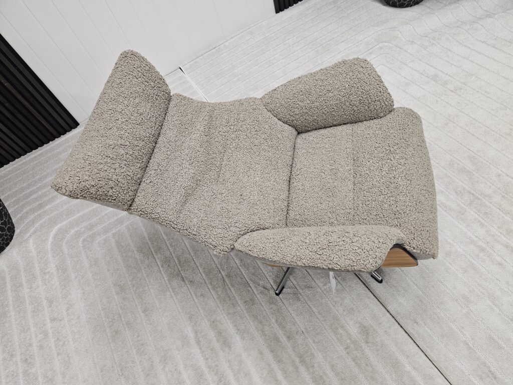 Conform Air lenestol i fåreskinn