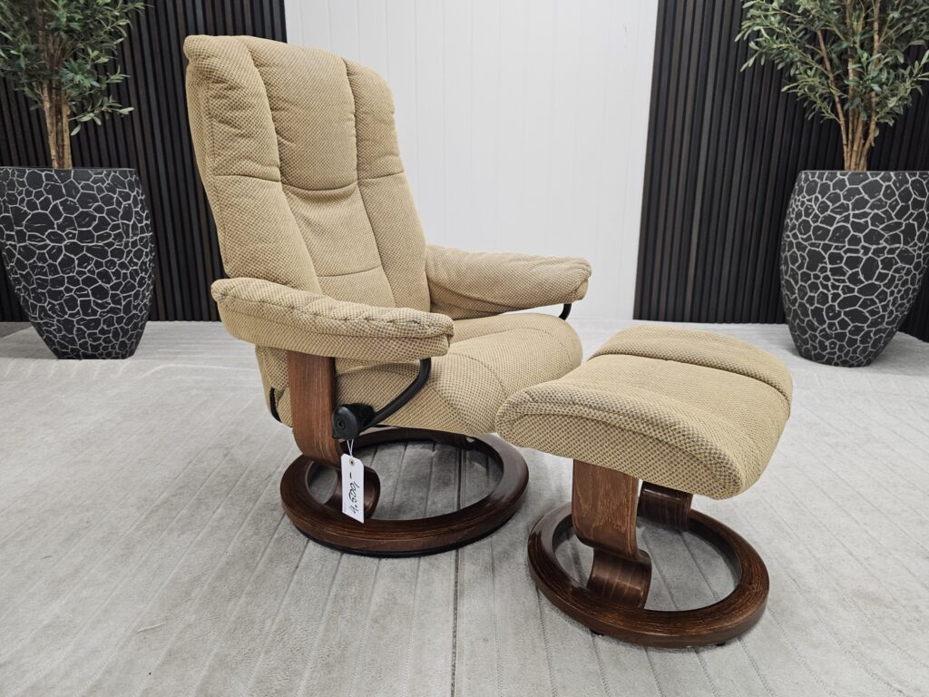 Stressless® Mayfair lenestol med krakk