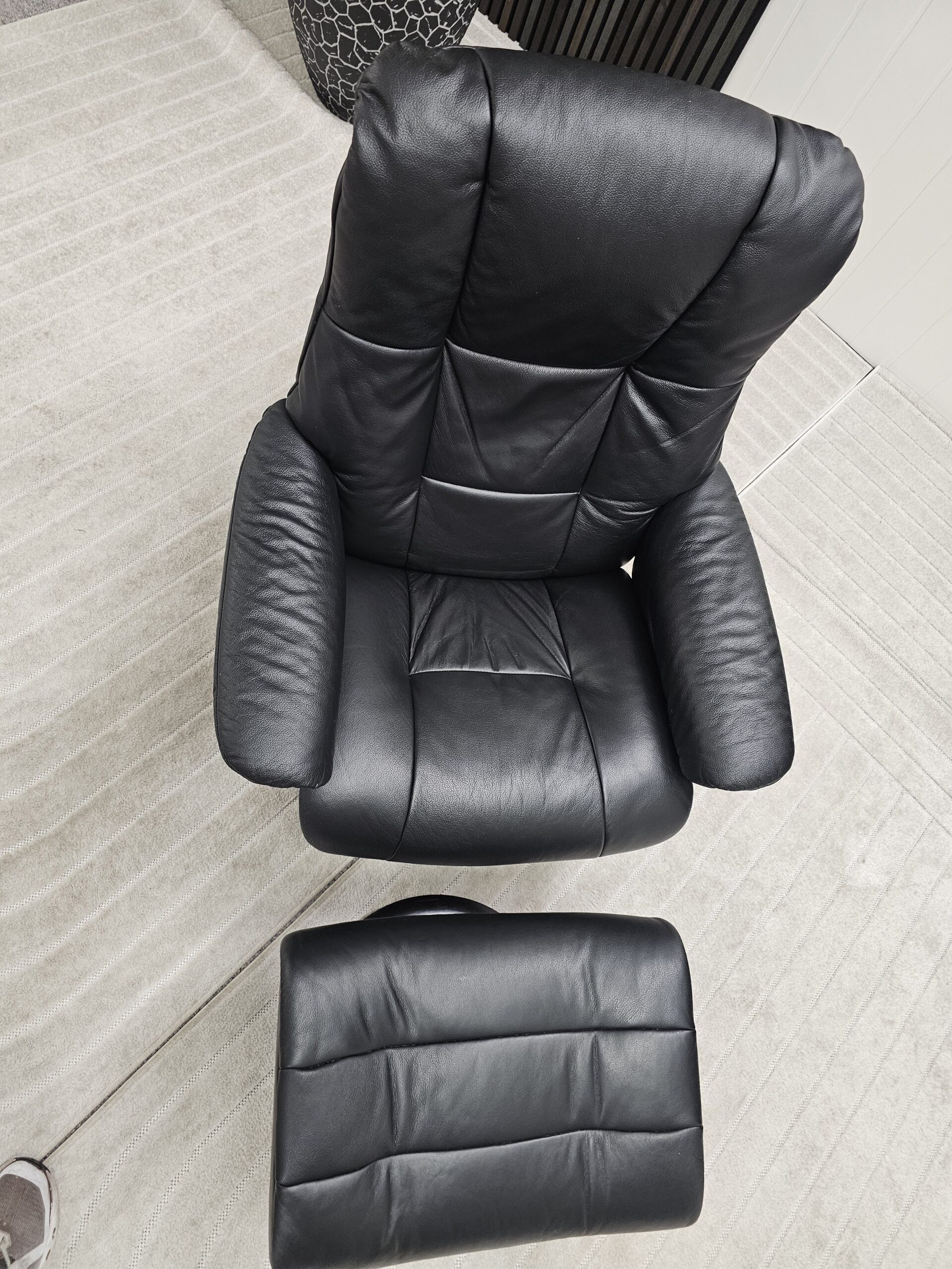 Stressless® Mayfair lenestol med krakk - Bilde 12