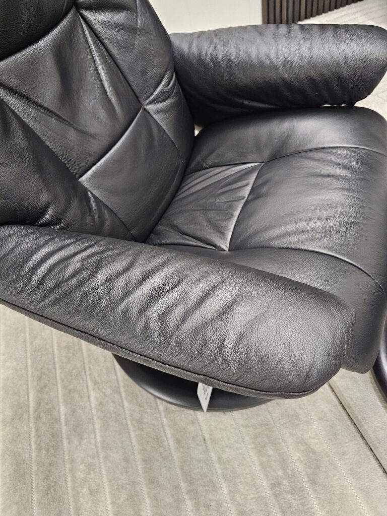 Stressless® Mayfair lenestol med krakk