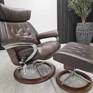 Stressless® Skyline Signature lenestol med krakk - Bilde 3