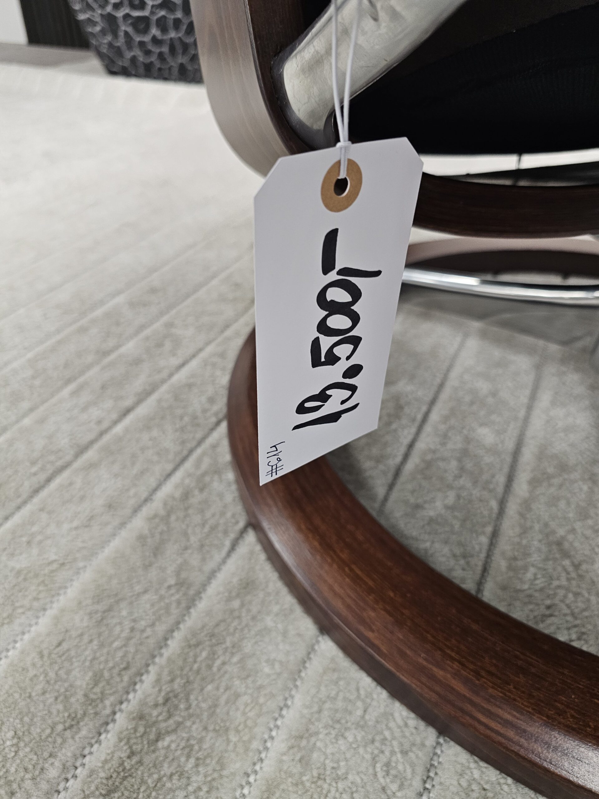 Stressless® Skyline Signature lenestol med krakk - Bilde 9