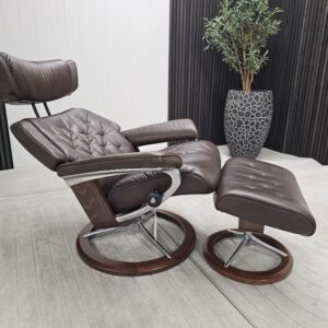 Stressless® Skyline Signature lenestol med krakk - Bilde 6