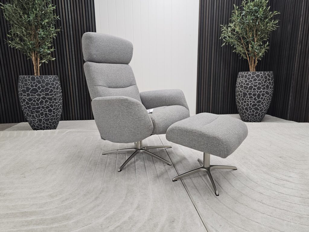 Galaxy Sky lenestol med krakk