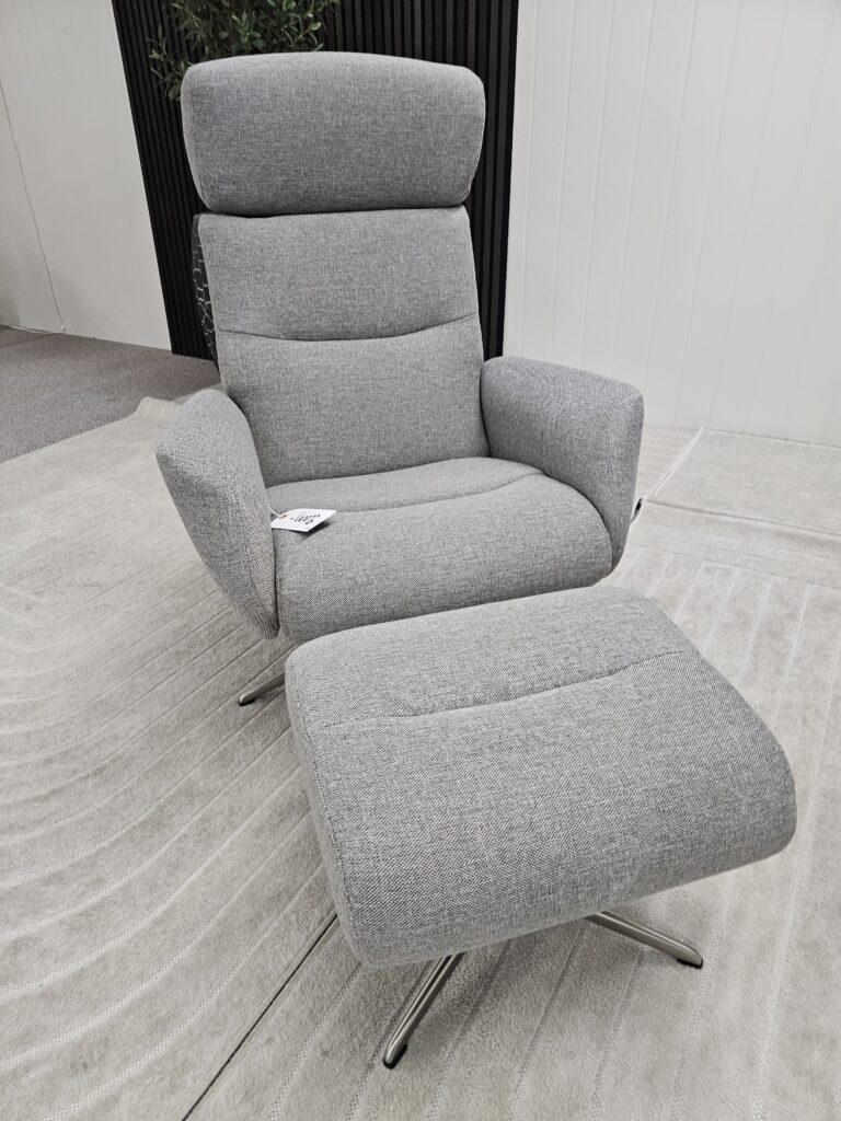 Galaxy Sky lenestol med krakk