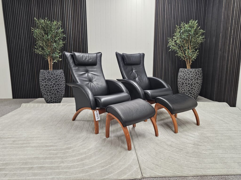 2 stk. Brunstad Delta Legend lenestoler med krakk