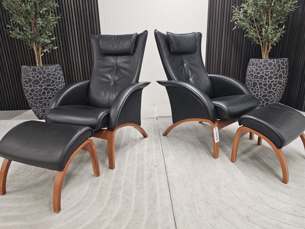 2 stk. Brunstad Delta Legend lenestoler med krakk