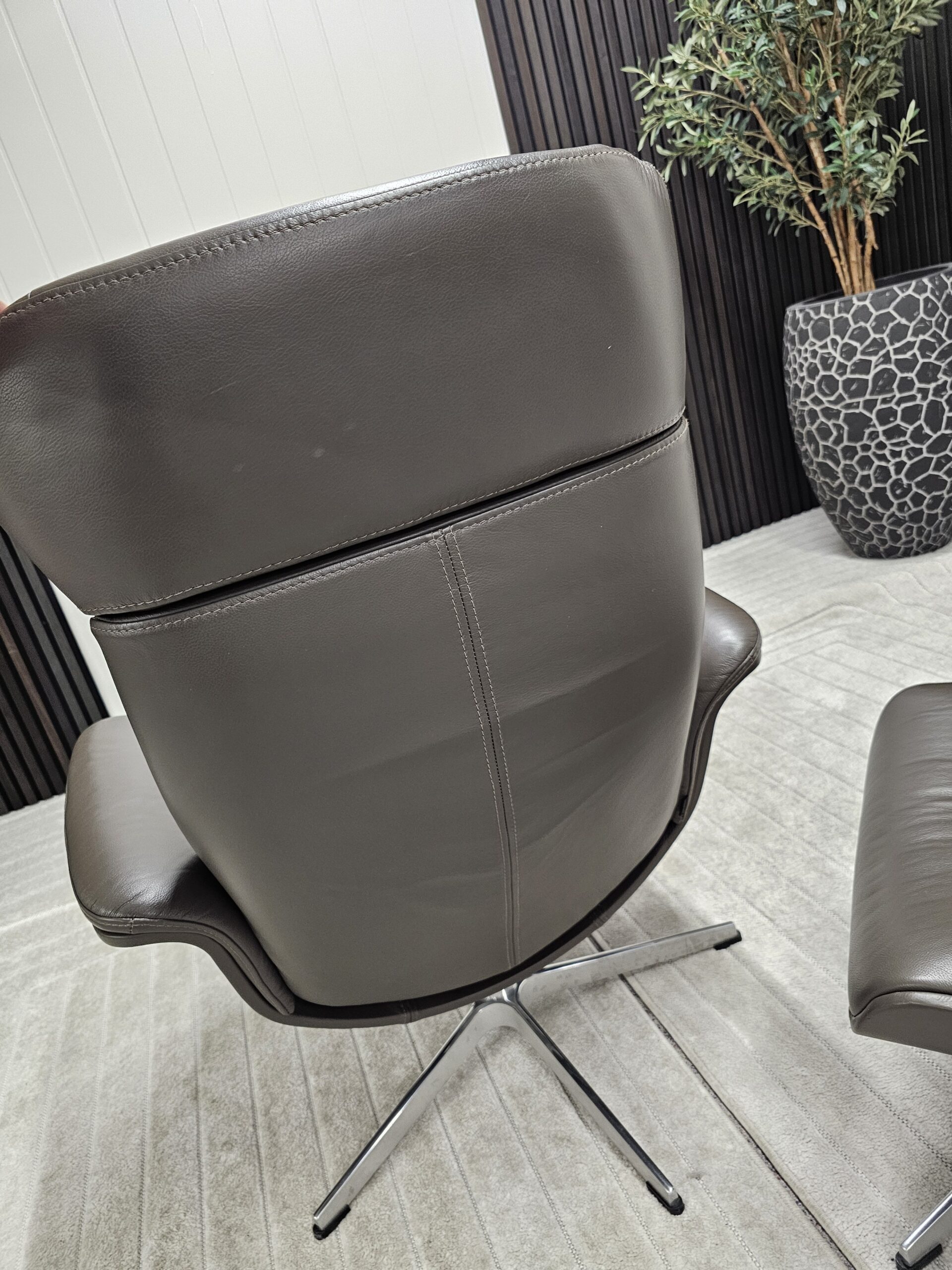 Conform Timeout lenestol med krakk - Bilde 15