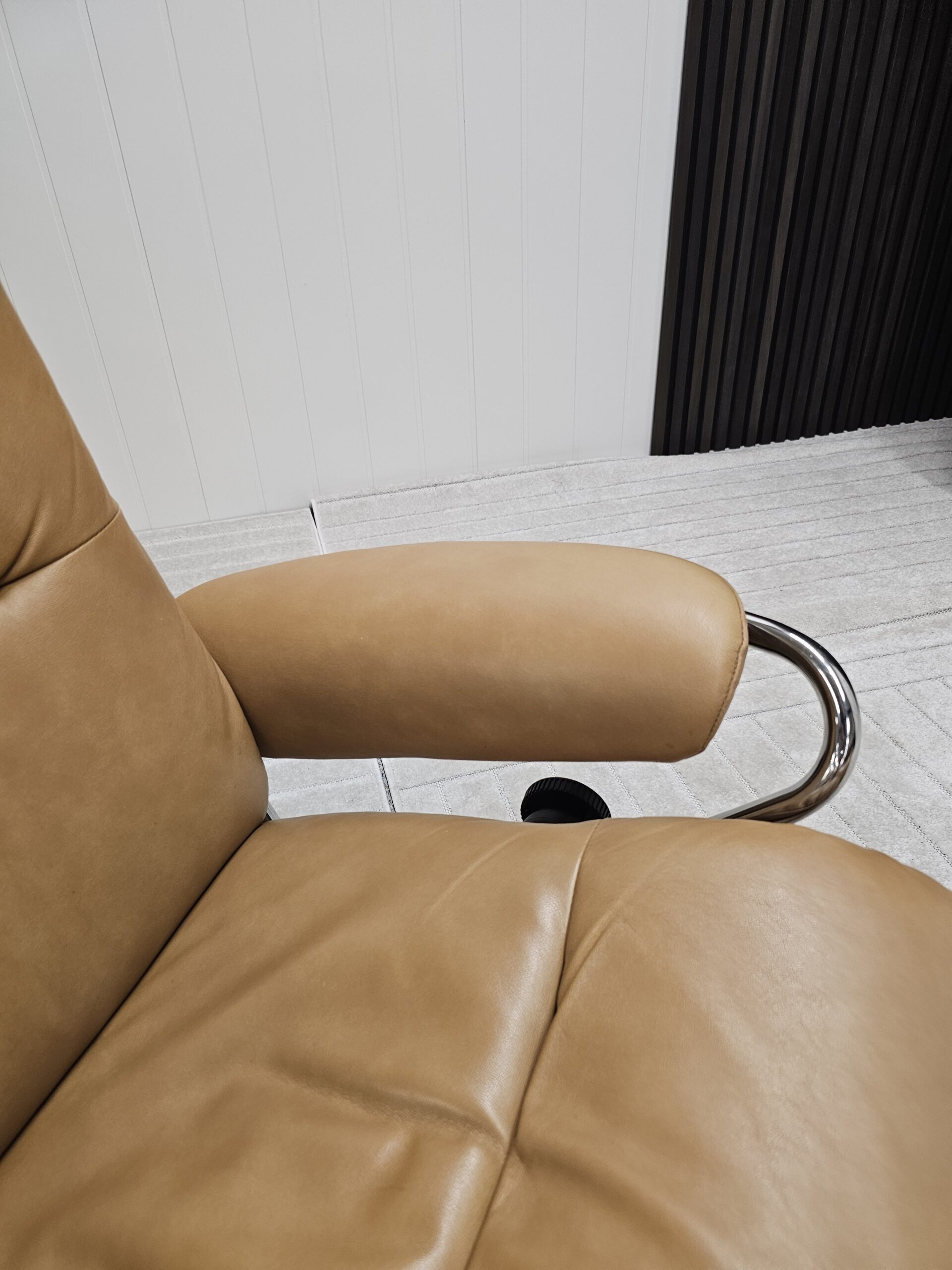 Stressless® Tokyo lenestol med høy rygg og krakk - Bilde 8