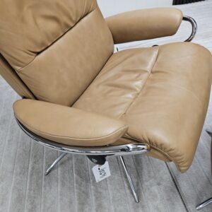 Stressless® Tokyo lenestol med høy rygg og krakk - Bilde 7