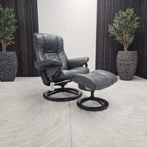 Stressless® Mayfair Signature lenestol med krakk - Bilde 2