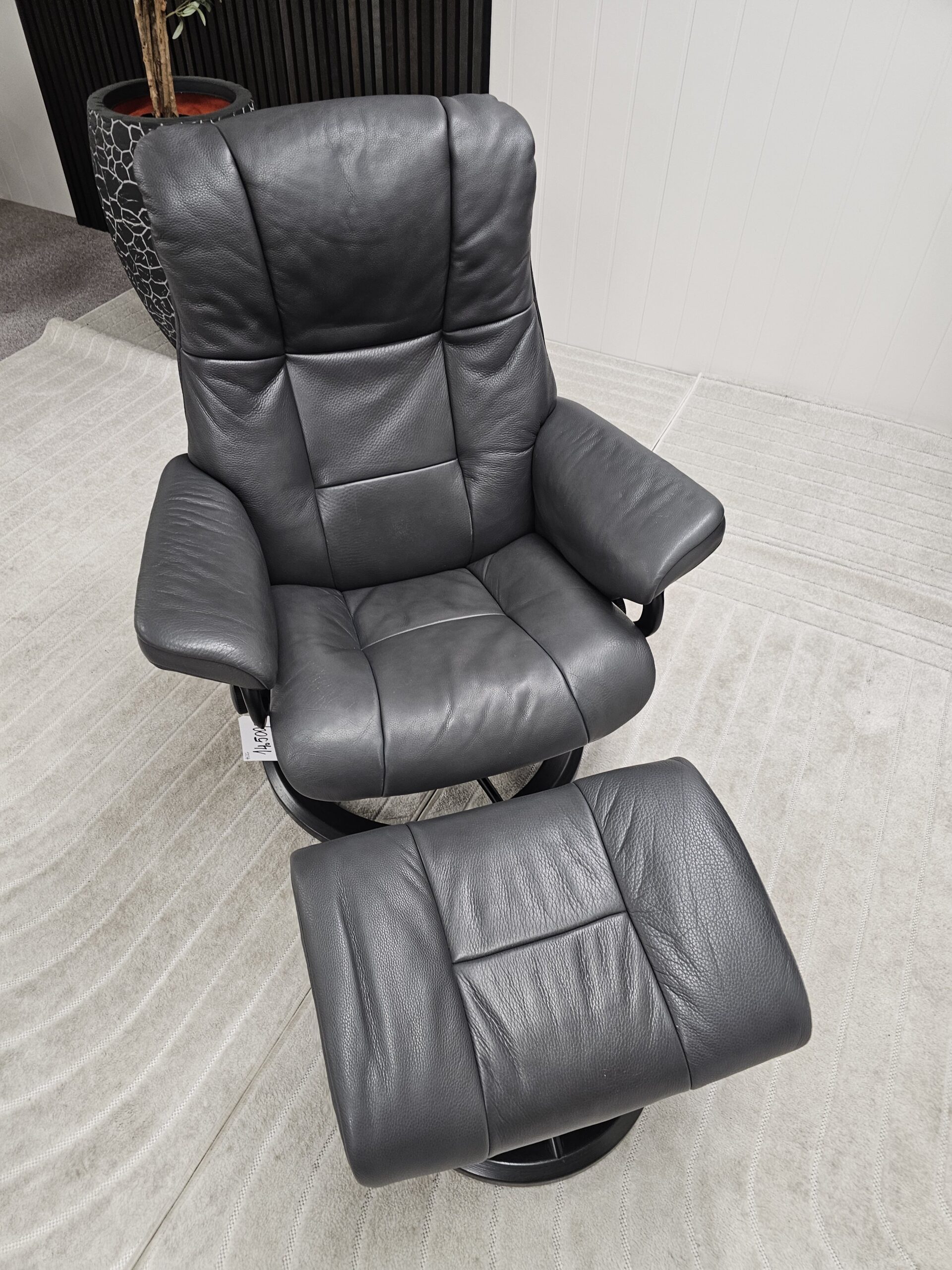 Stressless® Mayfair Signature lenestol med krakk - Bilde 5