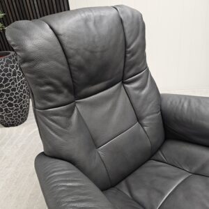 Stressless® Mayfair Signature lenestol med krakk - Bilde 6