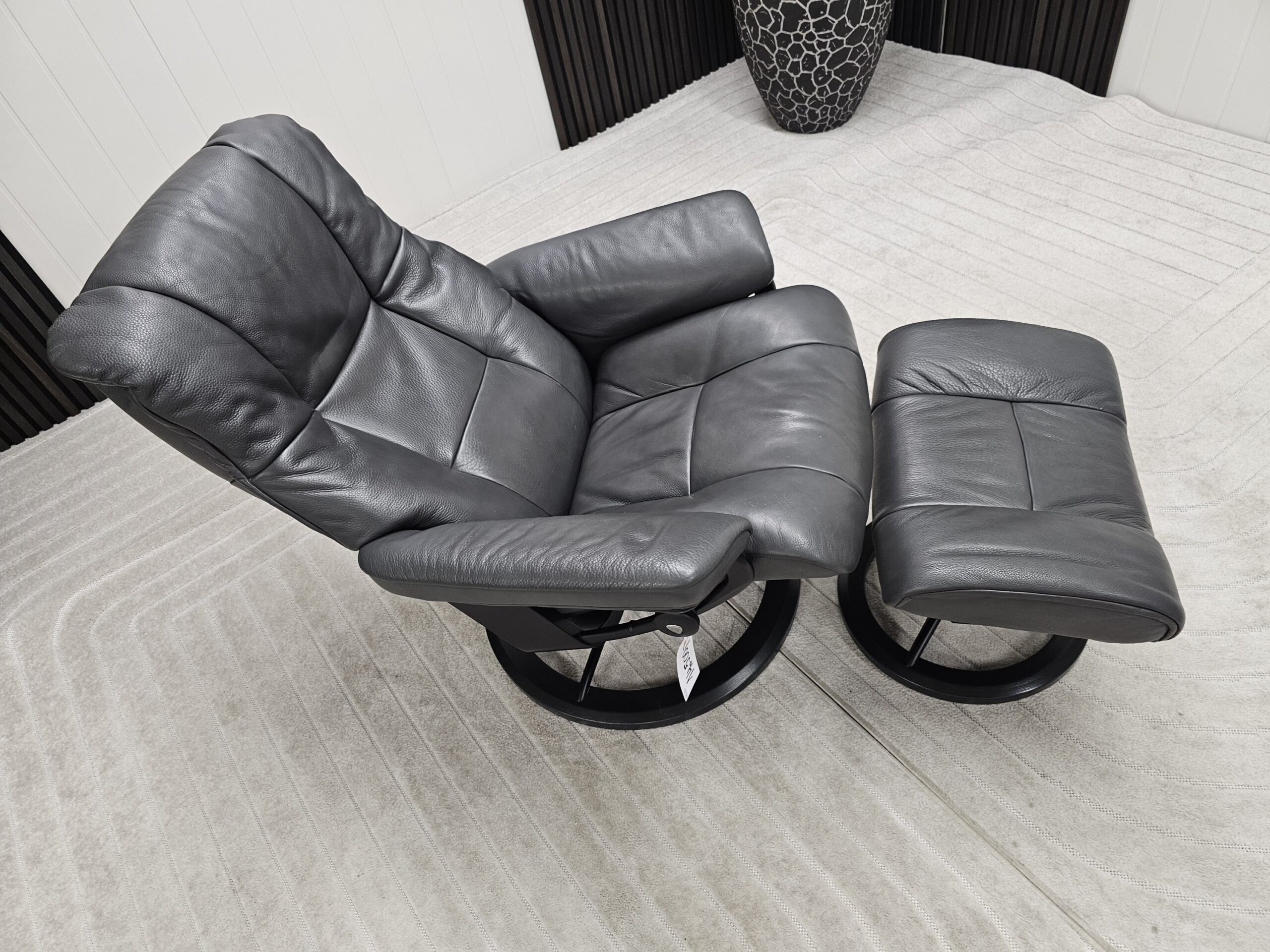 Stressless® Mayfair Signature lenestol med krakk - Bilde 3