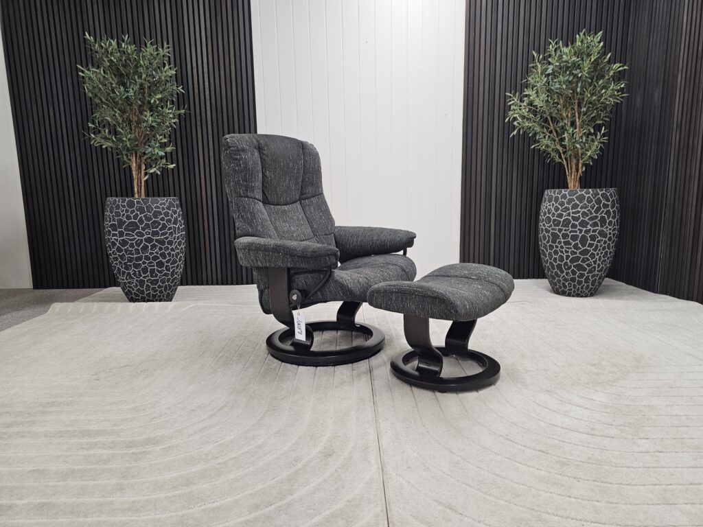 Stressless® Mayfair lenestol med krakk