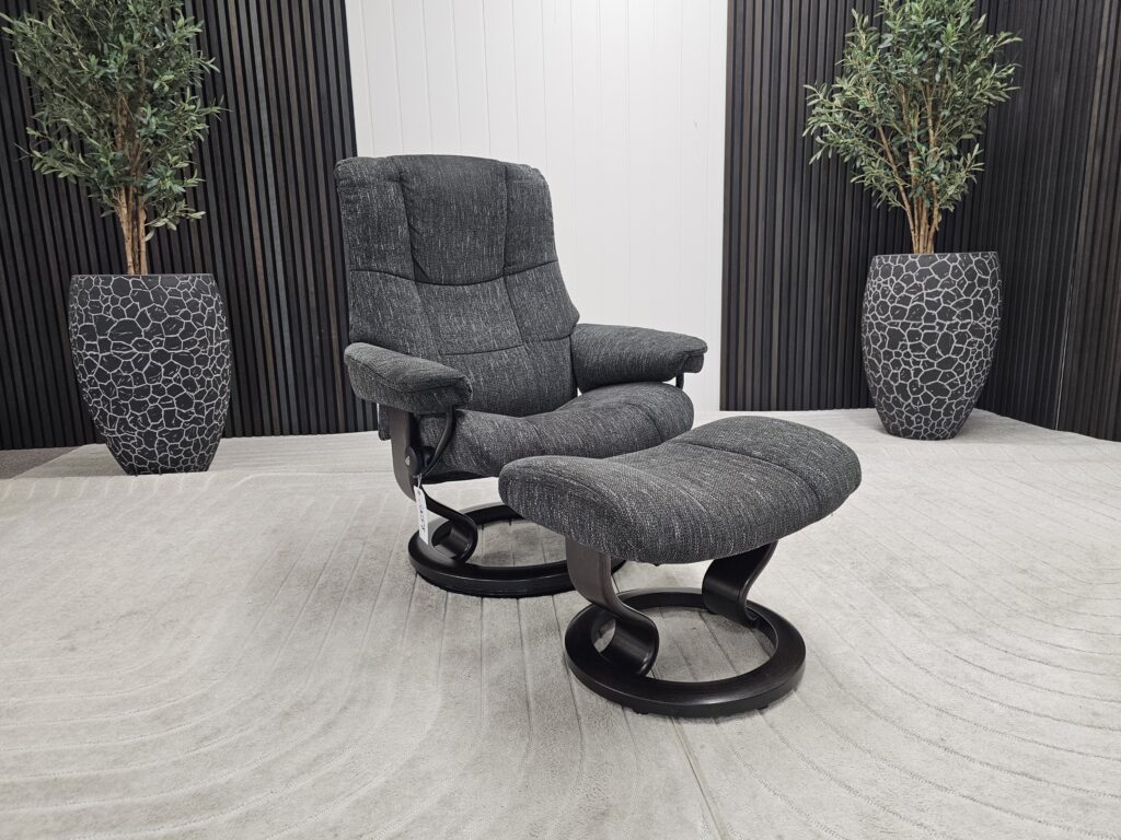 Stressless® Mayfair lenestol med krakk