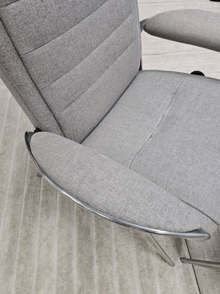 Stressless James lenestol med krakk