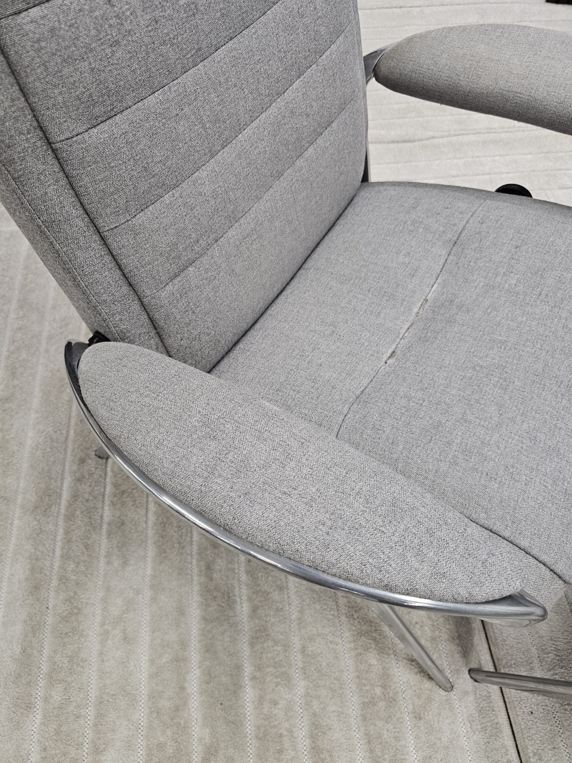 Stressless James lenestol med krakk - Bilde 11