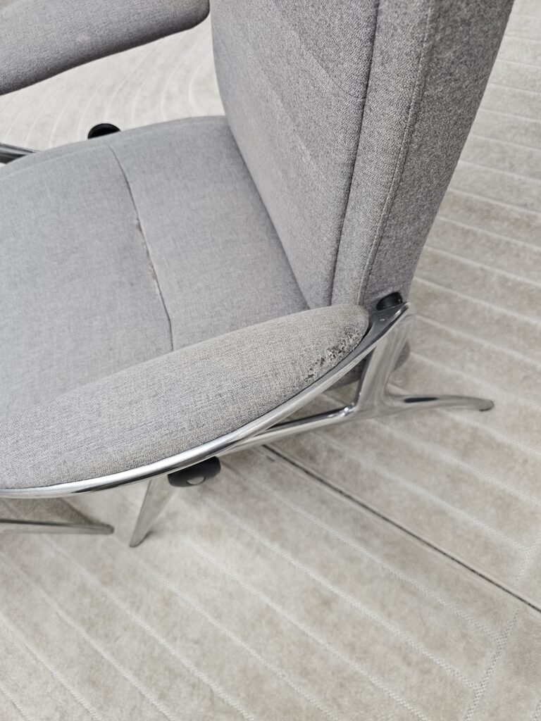 Stressless James lenestol med krakk