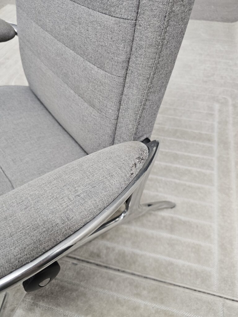 Stressless James lenestol med krakk