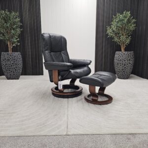 Stressless Mayfair lenestol med krakk - Bilde 2