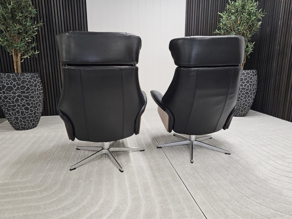 2 stk. Conform Air lenestoler med krakk