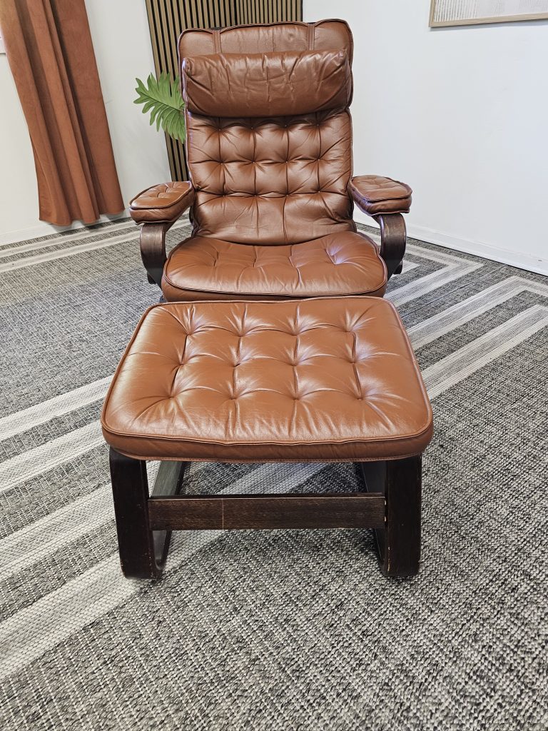 Ekornes Stressless Globe lenestol med krakk
